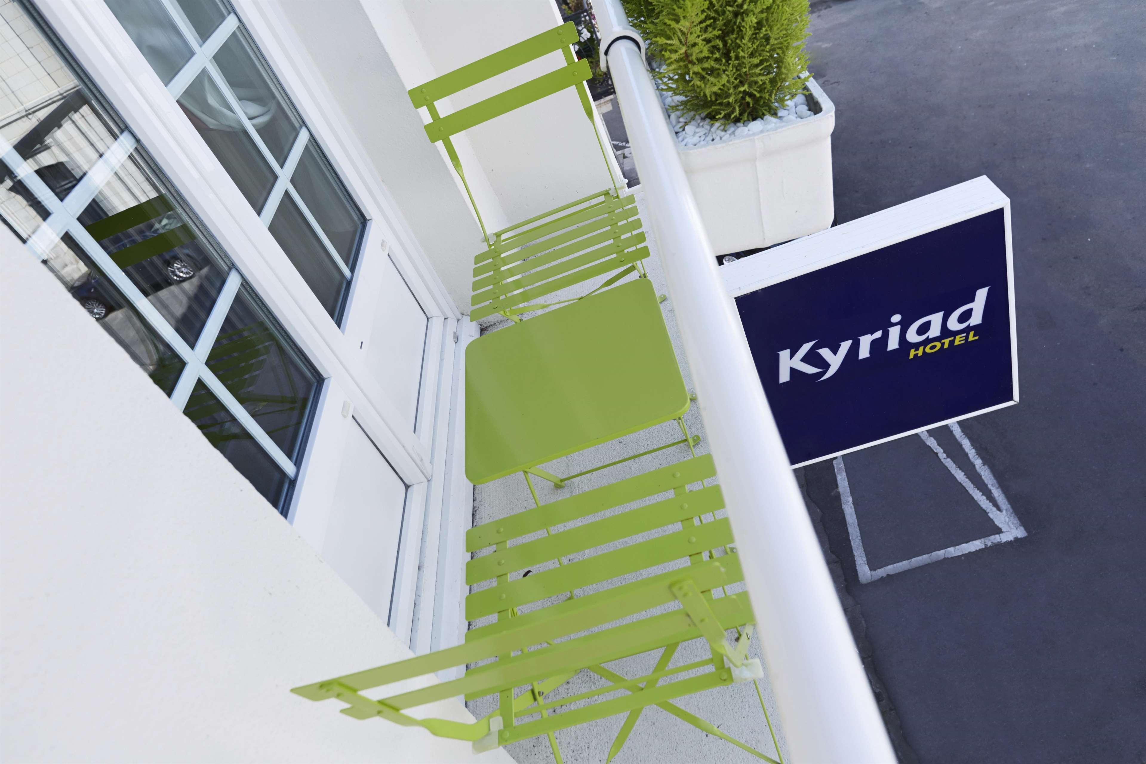 Kyriad Saumur Hyper Centre Hotel, Appartements, Seminaires Et Spa Soins Sothys Paris Exterior photo