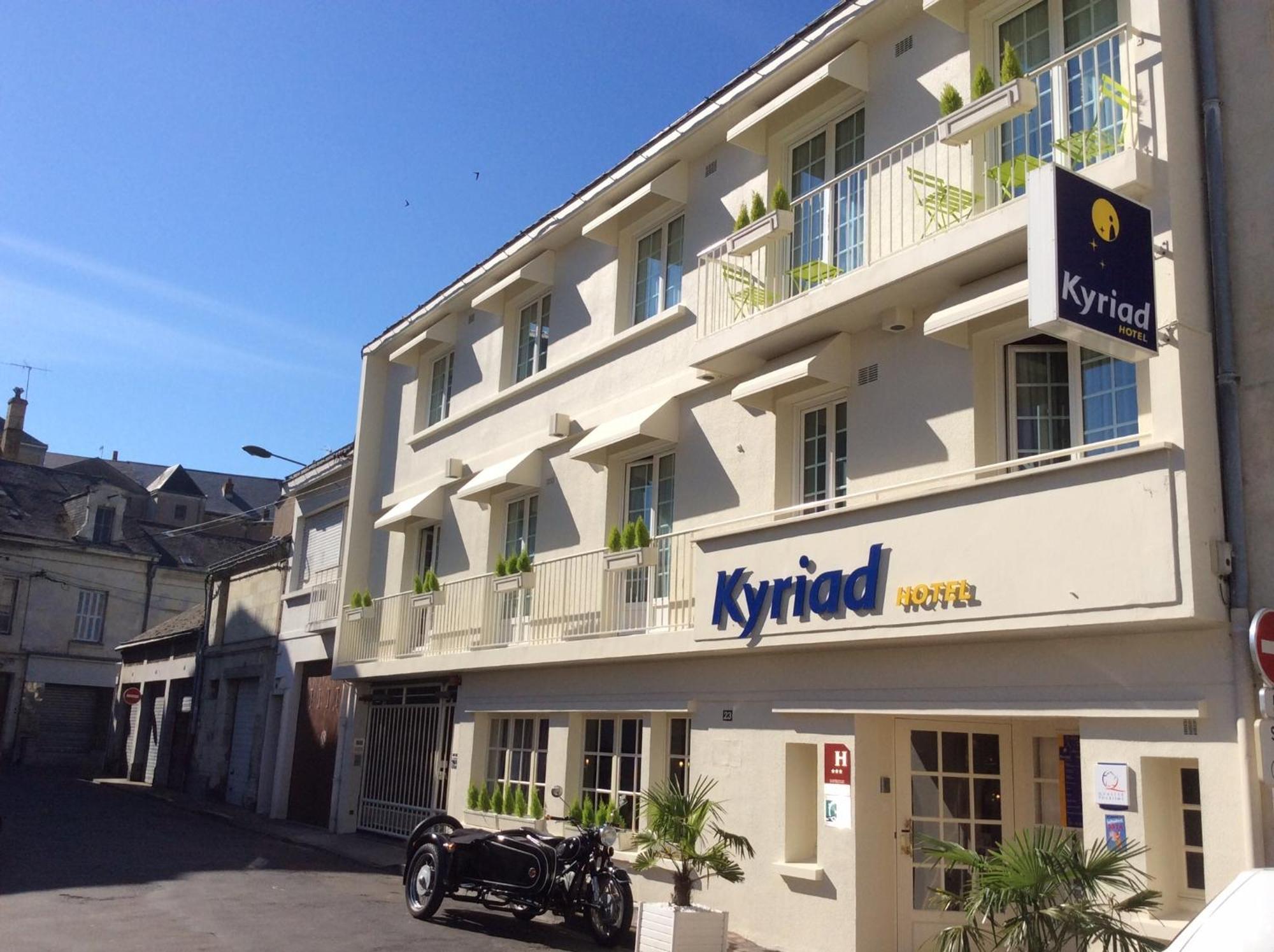 Kyriad Saumur Hyper Centre Hotel, Appartements, Seminaires Et Spa Soins Sothys Paris Exterior photo